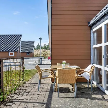 Holiday home Awesome In With Kitchen